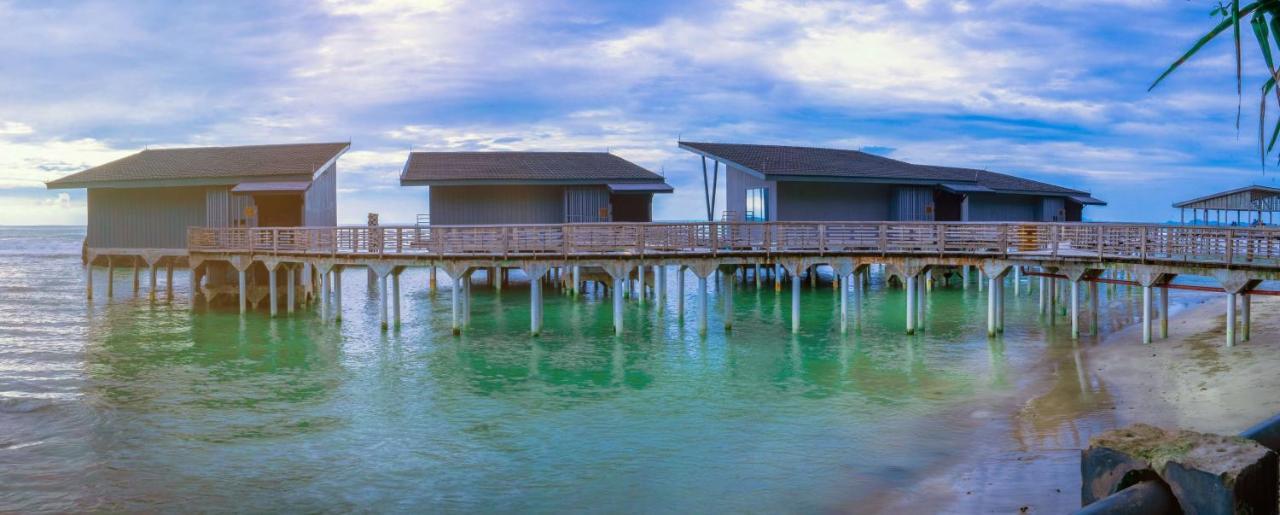 Aston Anyer Beach Hotel Exterior photo