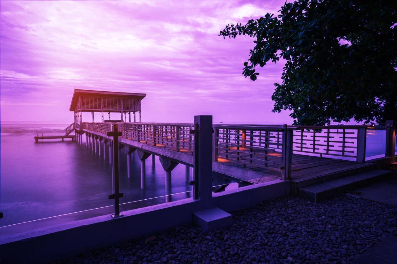 Aston Anyer Beach Hotel Exterior photo