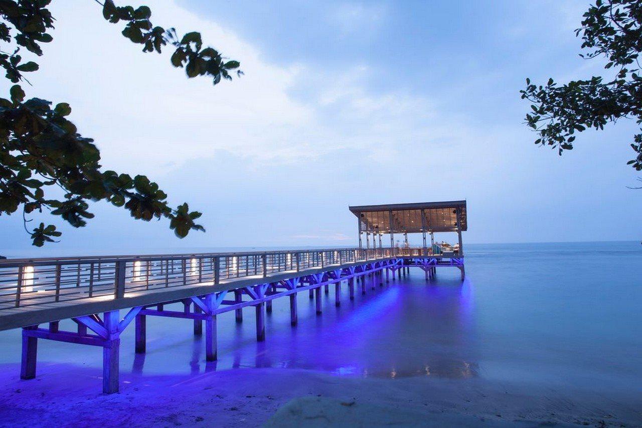 Aston Anyer Beach Hotel Exterior photo