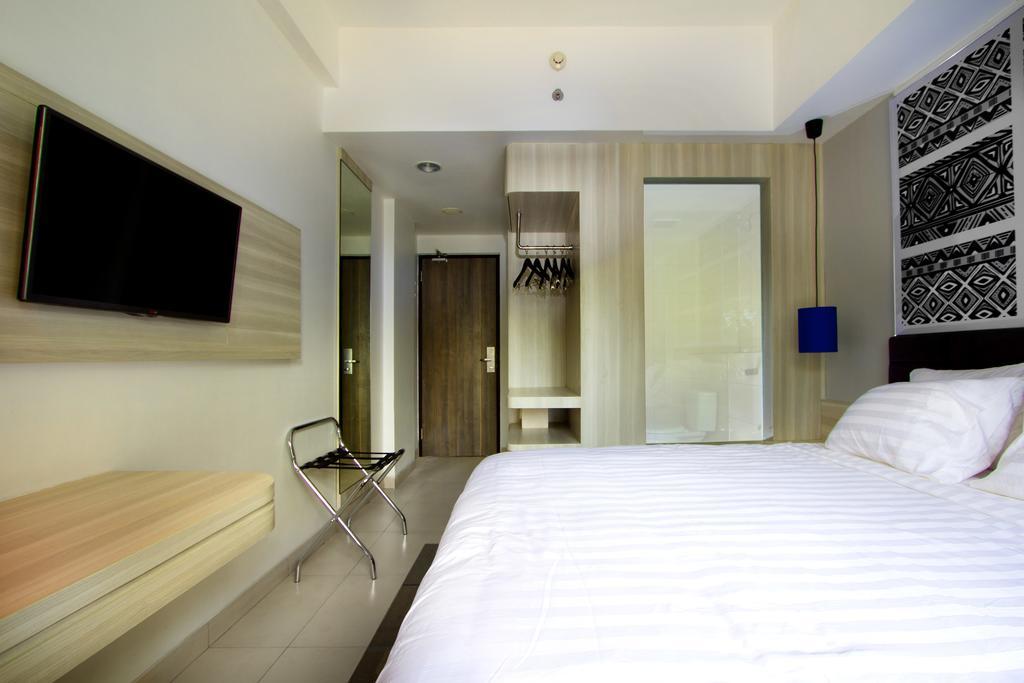 Aston Anyer Beach Hotel Room photo